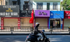 Thảm cảnh kinh doanh thời trang ở Hà Nội trước 'làn sóng' dịch COVID-19
