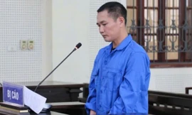 Uống thuốc diệt cỏ tự tử sau khi đánh anh 'cọc chèo' tử vong