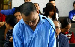 "Yêu râu xanh" tại tòa