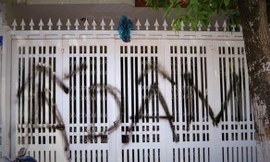 Trích xuất camera tìm người xịt sơn nhà cựu Viện phó VKS sàm sỡ bé gái