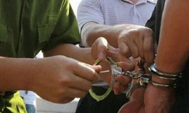 Cán bộ công an tống tiền giám đốc ngân hàng