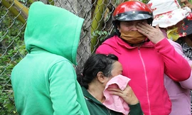 Người thân các nạn nhân đau đớn khi hay tin dữ