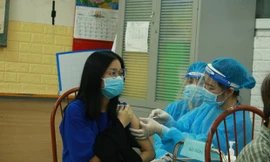 TPHCM cần thêm gần 1,9 triệu liều vắc xin COVID-19 đến cuối tháng 9 