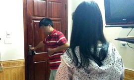 8X bị bắt khi ở cùng người yêu 14 tuổi trong nhà nghỉ