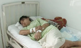 Cô gái bị nhóm đòi nợ hành hung đến sinh non (thời điểm nhập viện). Ảnh do gia đình cung cấp