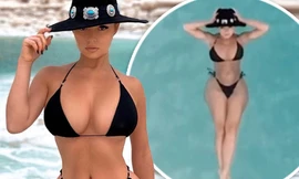 'Nữ hoàng nội y' Anh quốc khoe 3 vòng 'bỏng rẫy' với bikini