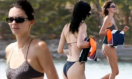 'Siêu mẫu đắt giá nhất 2018' thả dáng như tạc tượng với bikini bé xíu