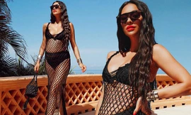 Shay Mitchell bụng bầu 7 tháng vẫn chụp ảnh bikini 2 mảnh quyến rũ