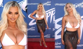 Siêu mẫu ngực 'khủng' mặc nội y đi sự kiện gây choáng