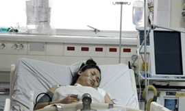 Cô giáo Huyển vẫn đang được điều trị tại phòng hồi sức tích cực 3