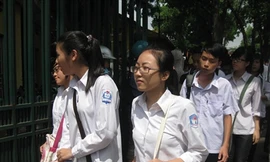 Vẫn chấm chéo bài tự luận thi tốt nghiệp THPT