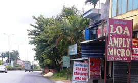 Đột nhập tẩm quất trá hình bán dâm