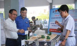 Bạn trẻ Đà Nẵng 'tiếp thị' dự án khởi nghiệp đến doanh nghiệp