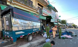 Ô tô tải đâm xe máy, lao vào nhà dân khiến 2 người tử vong