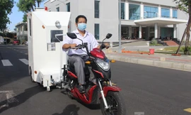 Cabin được thiết kế với cơ chế như một phòng áp lực âm di động để di chuyển bệnh nhân COVID-19, bệnh nhân là F1 hoặc các bệnh nhân nghi mắc COVID-19 trong bệnh viện nhằm đảm bảo không phát tán virus ra không khí. Ảnh: Giang Thanh