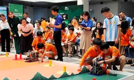 Học sinh Đà Nẵng hào hứng học lịch sử qua trải nghiệm công nghệ