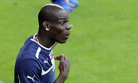 Balotelli: "Kẻ nào sỉ nhục màu da của tôi sẽ phải chết!"