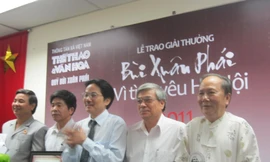 Vinh danh nhóm cứu chữa Rùa Hoàn Kiếm