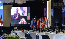 Các nghị sỹ tham dự phiên họp toàn thể về vấn đề an ninh,chính trị.