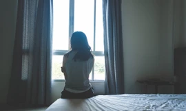 Các nhà khoa học cho rằng, xa lánh xã hội, thiếu động lực, phản ứng đau đớn, sự thờ ơ dẫn đến cái chết tâm lý.