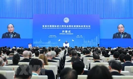 Thủ tướng Nguyễn Xuân Phúc phát biểu tại lễ khai mạc CIIE 2018. Ảnh: TTXVN