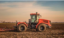 Kirovets Premium- thế hệ máy kéo hiện đại nhất của Nga hiện nay.