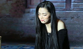 Thí sinh Hoa hậu Việt Nam khiến người xem bật khóc