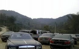 Lô xe sang vô thừa nhận