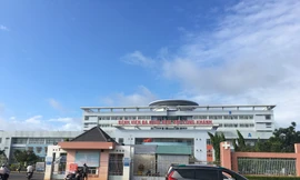  Vỡ đại tràng vì bơm hơi vào hậu môn