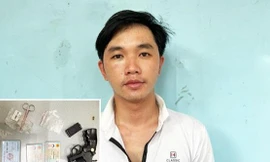 Cảnh sát tuần tra bắt đối tượng tàng trữ ma túy và súng 