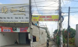  Tạt xăng đốt phòng trọ do ghen, 7 người đi cấp cứu