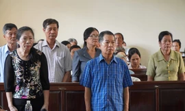 Các bị cáo trong phiên toà