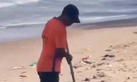 Nhân viên khu du lịch chôn rác ngay tại bãi biển Mũi Né