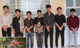 Dùng dao giải quyết mâu thuẫn 7 người bị bắt 