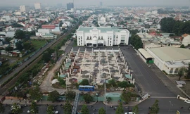 Cận cảnh khu phức hợp không phép giữa trung tâm thành phố Biên Hòa