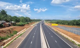  Cao tốc Phan Thiết - Dầu Giây vẫn ngổn ngang sau hơn 2 tháng khánh thành