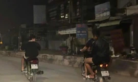 Tạm giữ hình sự 3 đối tượng ‘bốc đầu’ xe máy trên quốc lộ 51