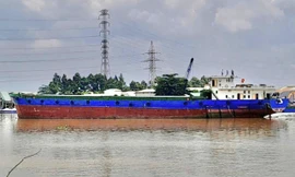  Tàu thủy vi phạm khoảng cách an toàn lưới điện, 38.000 hộ dân mất điện