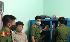  Một đàn em thân tín của trùm bảo kê Tuấn 'cá' ra đầu thú 