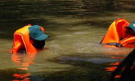 Tìm thấy thi thể nạn nhân bị rơi xuống mương nước ở Đồng Nai