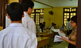 Thí sinh được gọi vào phòng thi môn đầu tiên: Ngữ Văn