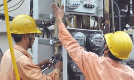 Giá điện từ năm 2013: Cõng thêm khoản lỗ hàng chục ngàn tỷ