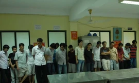 Phá sòng bạc, tạm giữ 21 người cùng hơn 100 triệu đồng