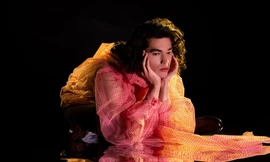 "Hoàng tử sadcore" Conan Gray chữa lành những tâm hồn vụn vỡ với album "Superache"