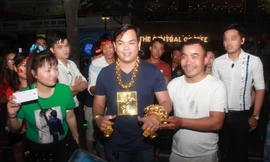 'Đại gia nghiện vàng giả' Phúc XO bị bắt khẩn cấp