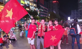 Tối nay phố đi bộ Nguyễn Huệ phát trực tiếp trận Việt Nam - UAE