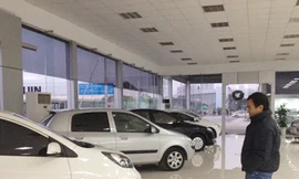 Ôtô cũ bán chạy trước Tết