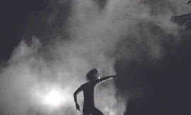 Đào Anh Khánh trình diễn Đáo Xuân 7