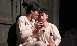 Di tích Nhà tù Hỏa Lò thường xuyên cháy vé