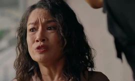 Vai diễn của Tú Oanh tạo tranh luận